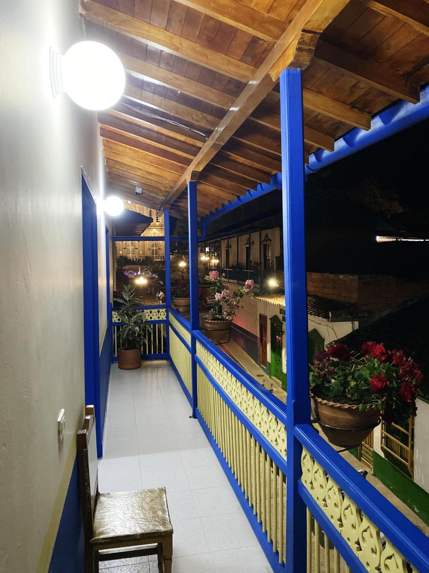 Hotel Dorado Jardin Exterior foto