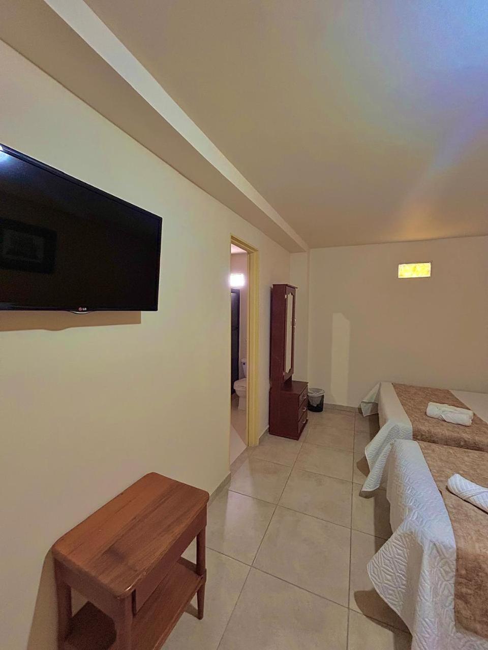 Hotel Dorado Jardin Exterior foto